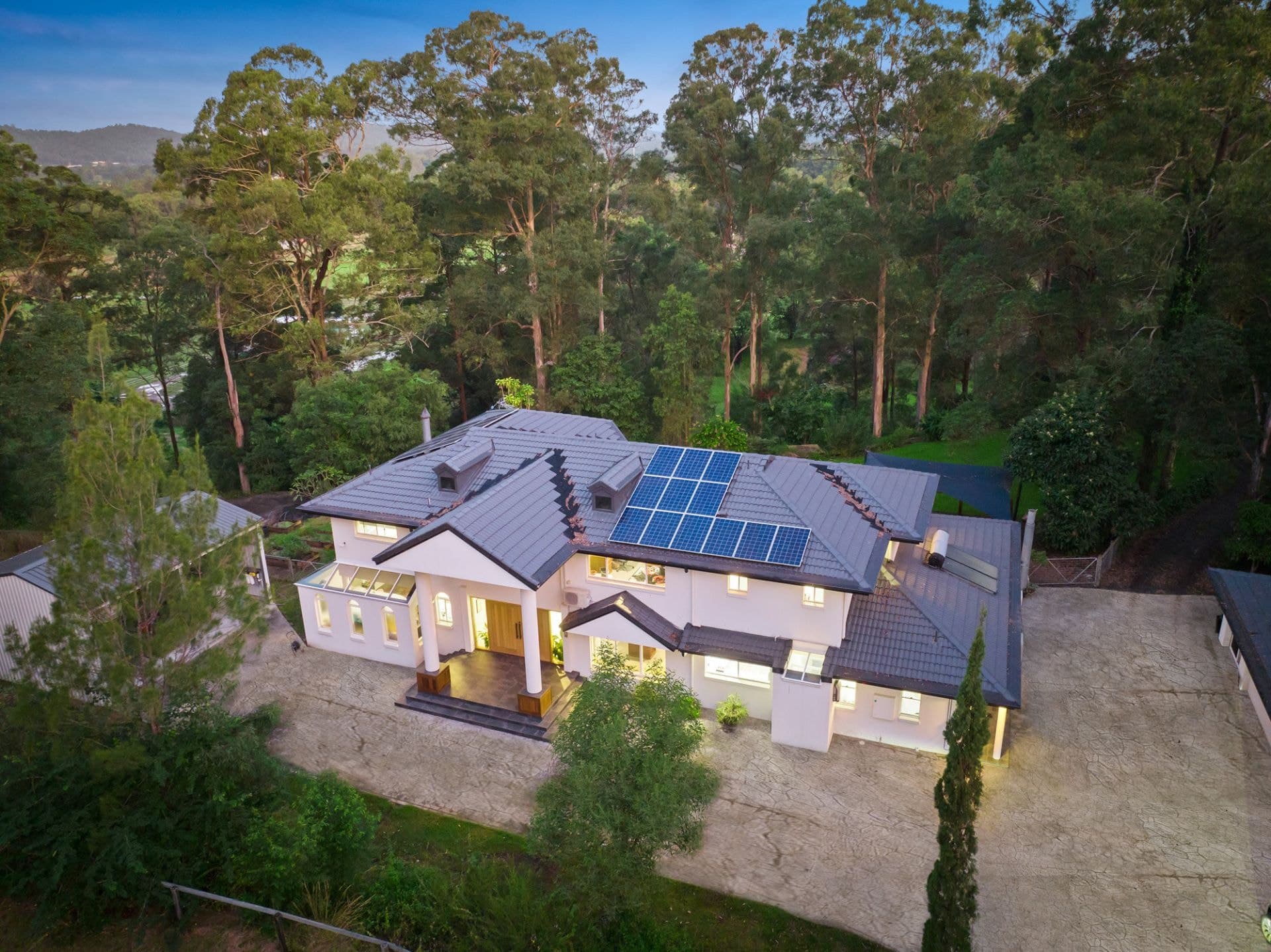 35 Memorial Drive, Upper Coomera - Thumbnail 3