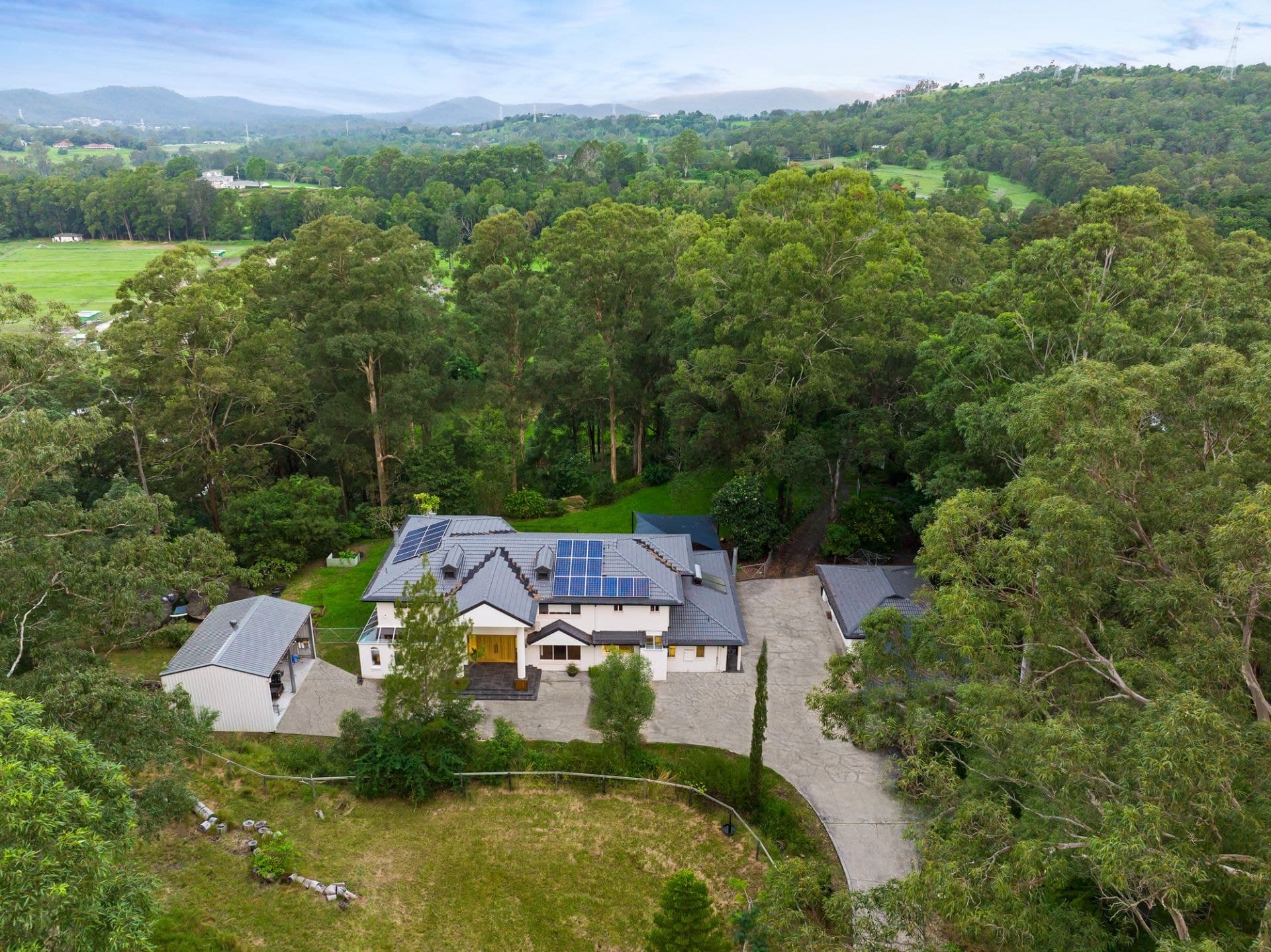 35 Memorial Drive, Upper Coomera - Thumbnail 8