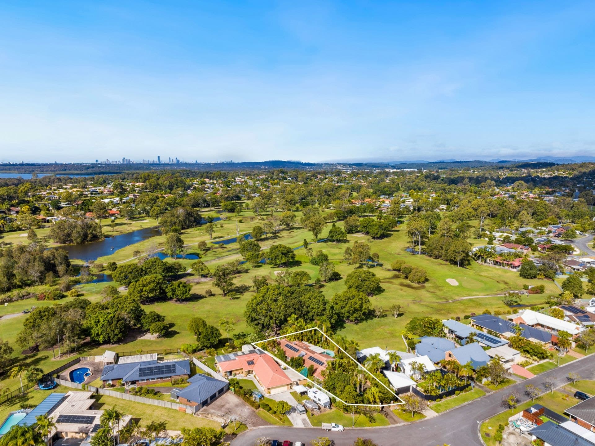 23 Cadell Drive, Helensvale - Thumbnail 2
