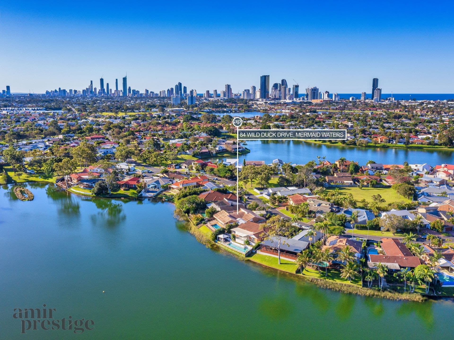 84 Wild Duck Drive, Mermaid Waters - Thumbnail 2