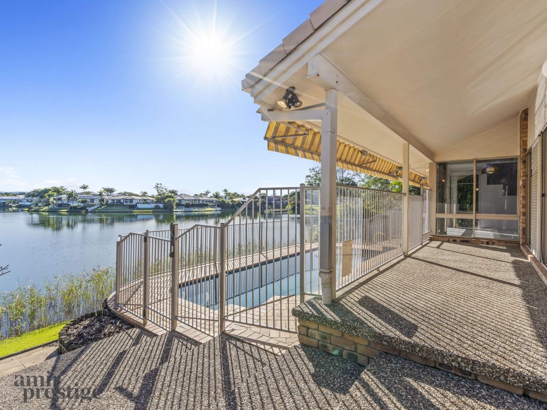 84 Wild Duck Drive, Mermaid Waters - Thumbnail 7