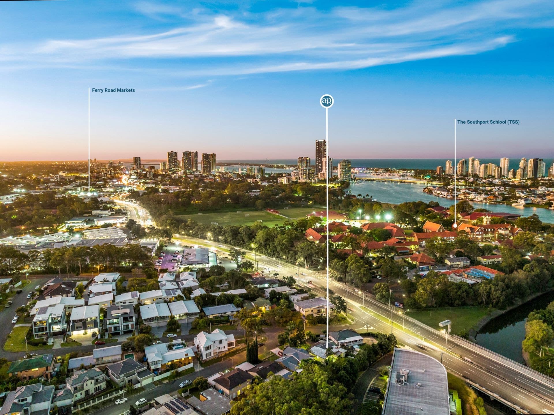 4 Cooper Parade, Southport - Thumbnail 2