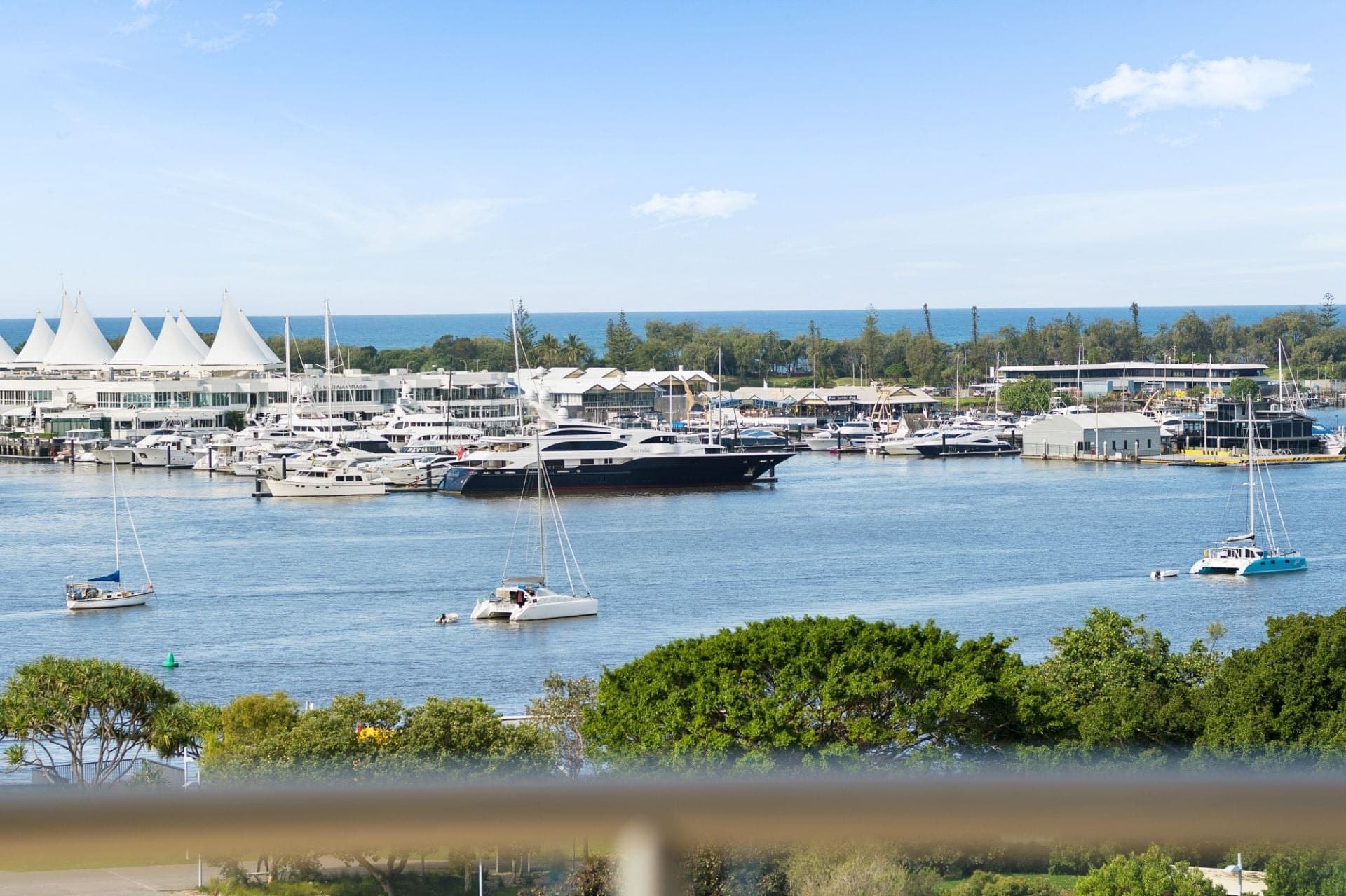 701/50 Marine Parade, Southport - Thumbnail 2
