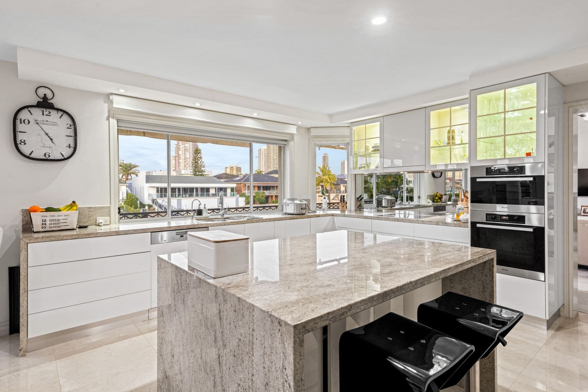 116 Commodore Drive, Paradise Waters - Thumbnail 8