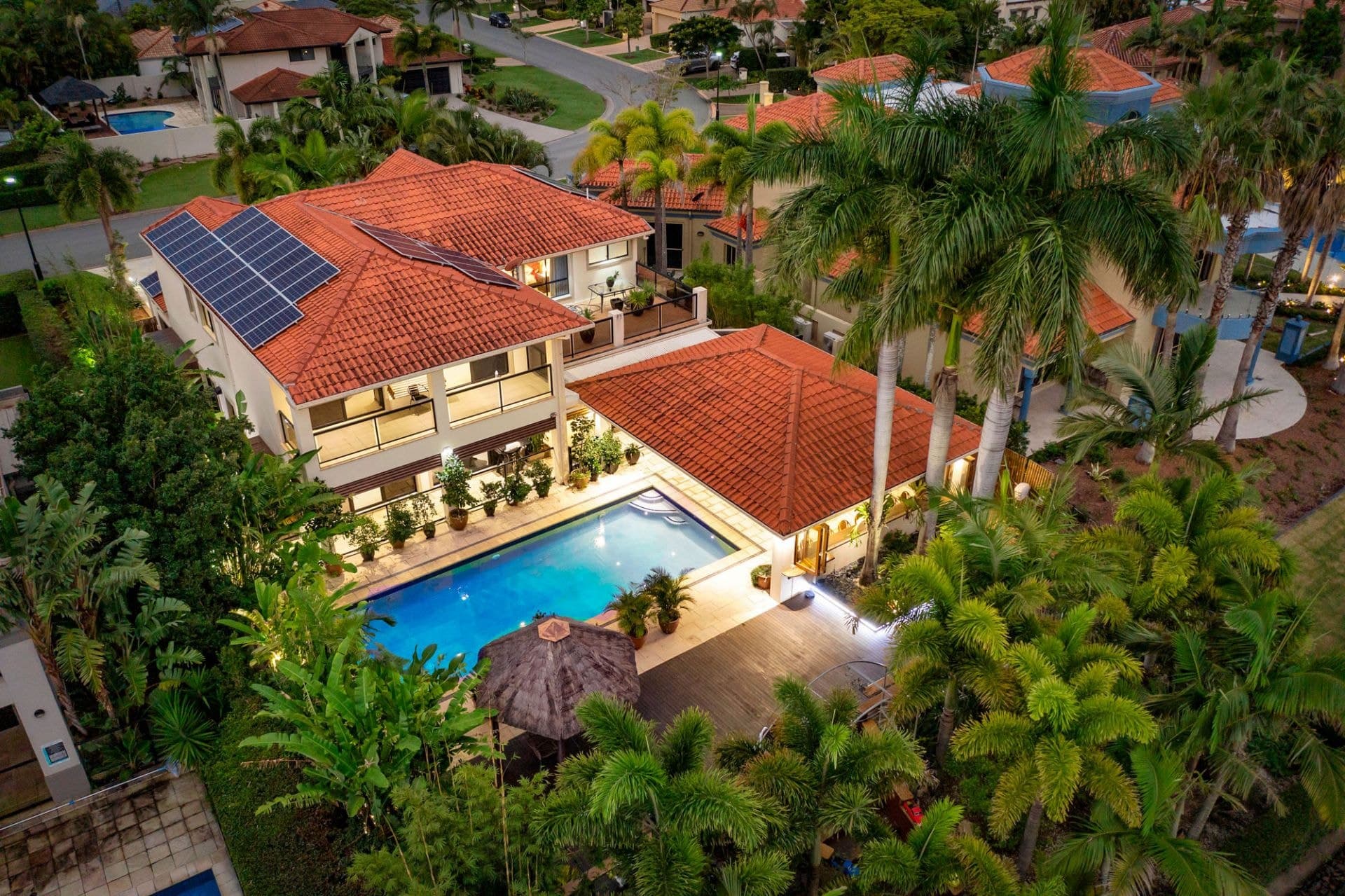 1656 Riverdale Drive, Hope Island - Thumbnail 4