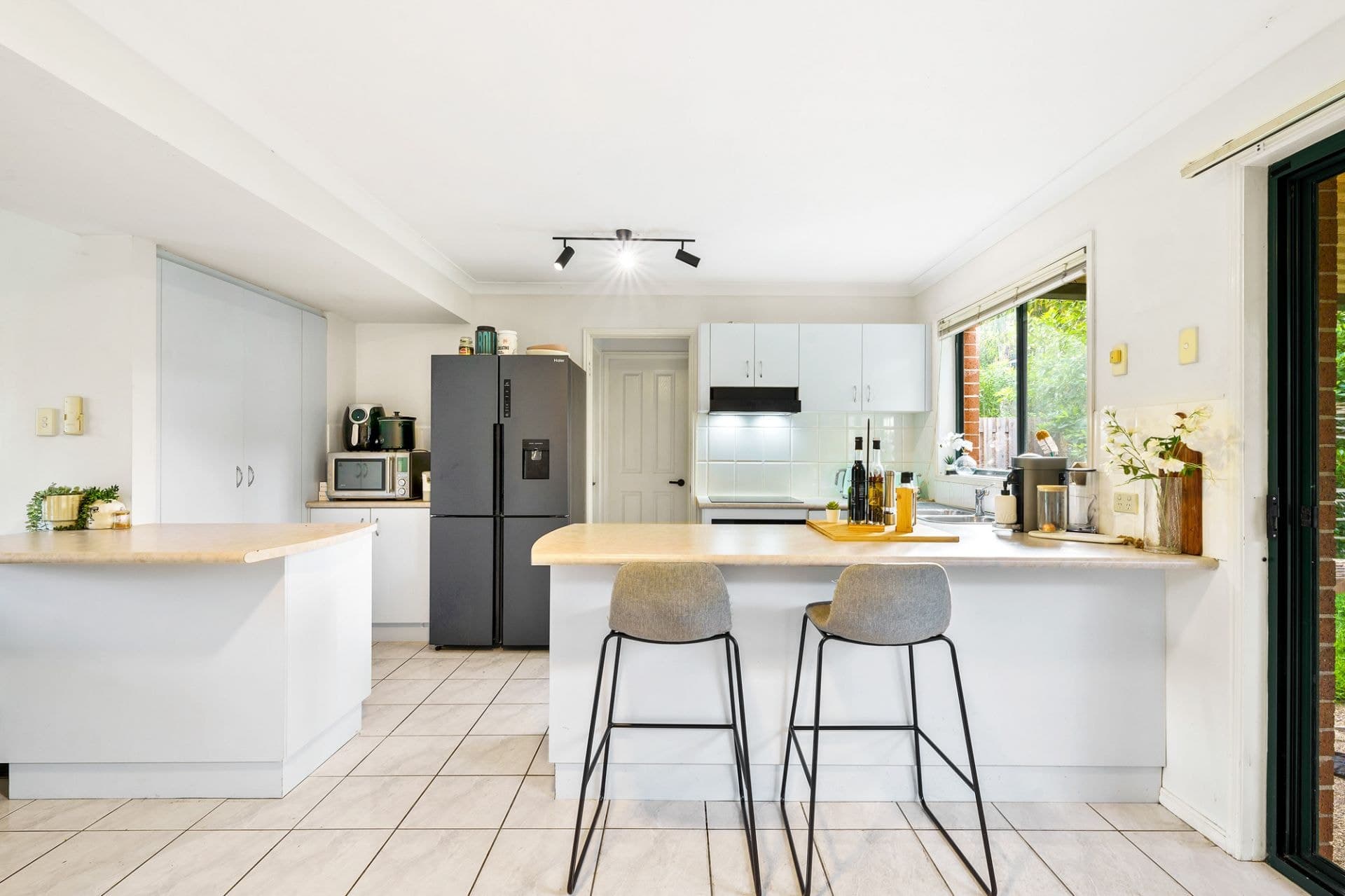 15/1 Koala Town Road, Upper Coomera - Thumbnail 4