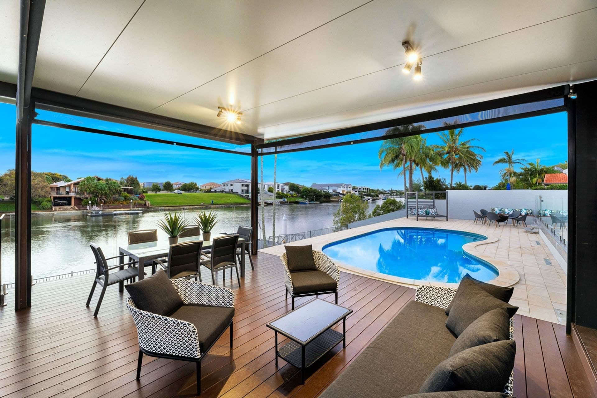 48 River Crescent, Broadbeach Waters - Thumbnail 5