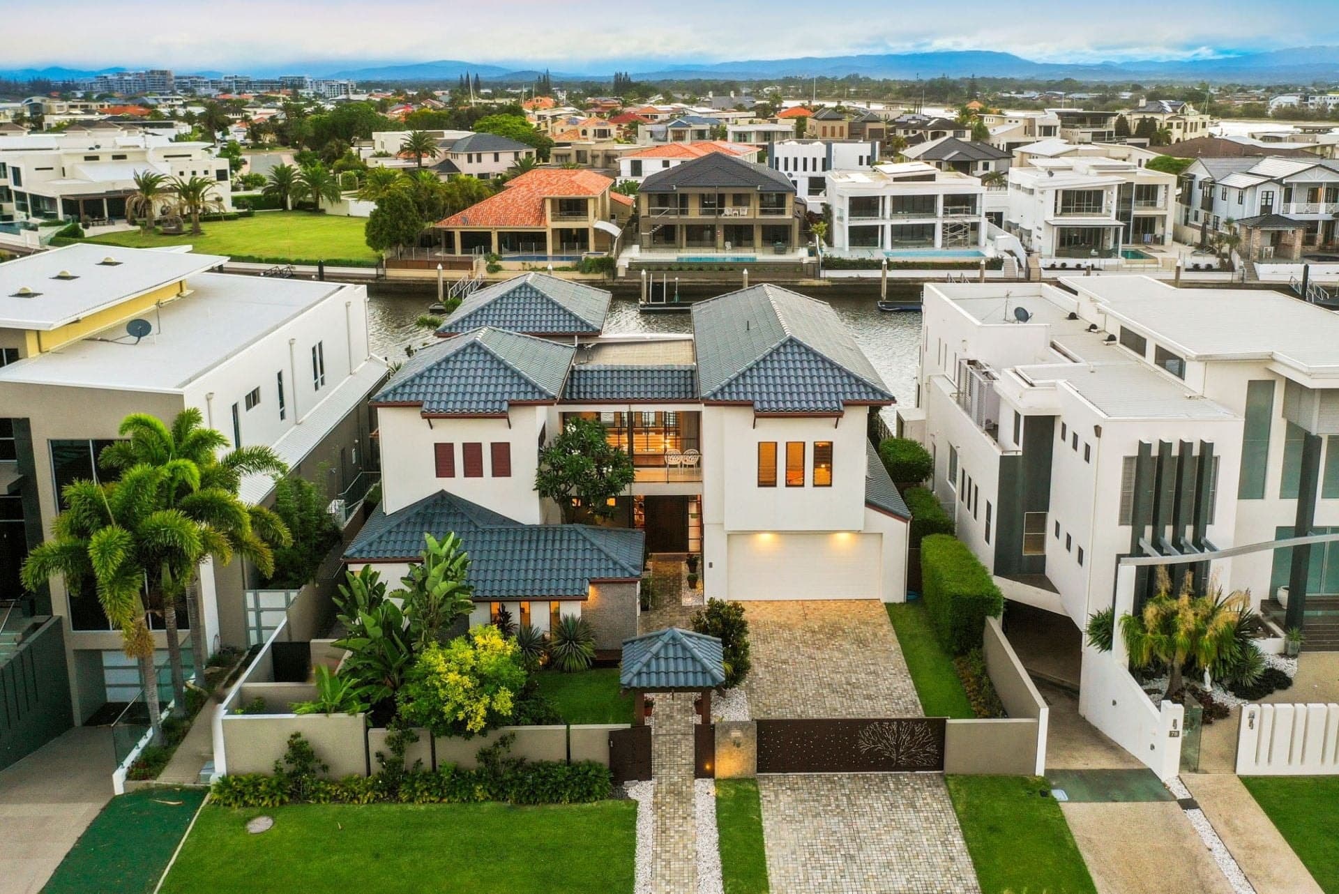 76 Royal Albert Crescent, Sovereign Islands - Thumbnail 5