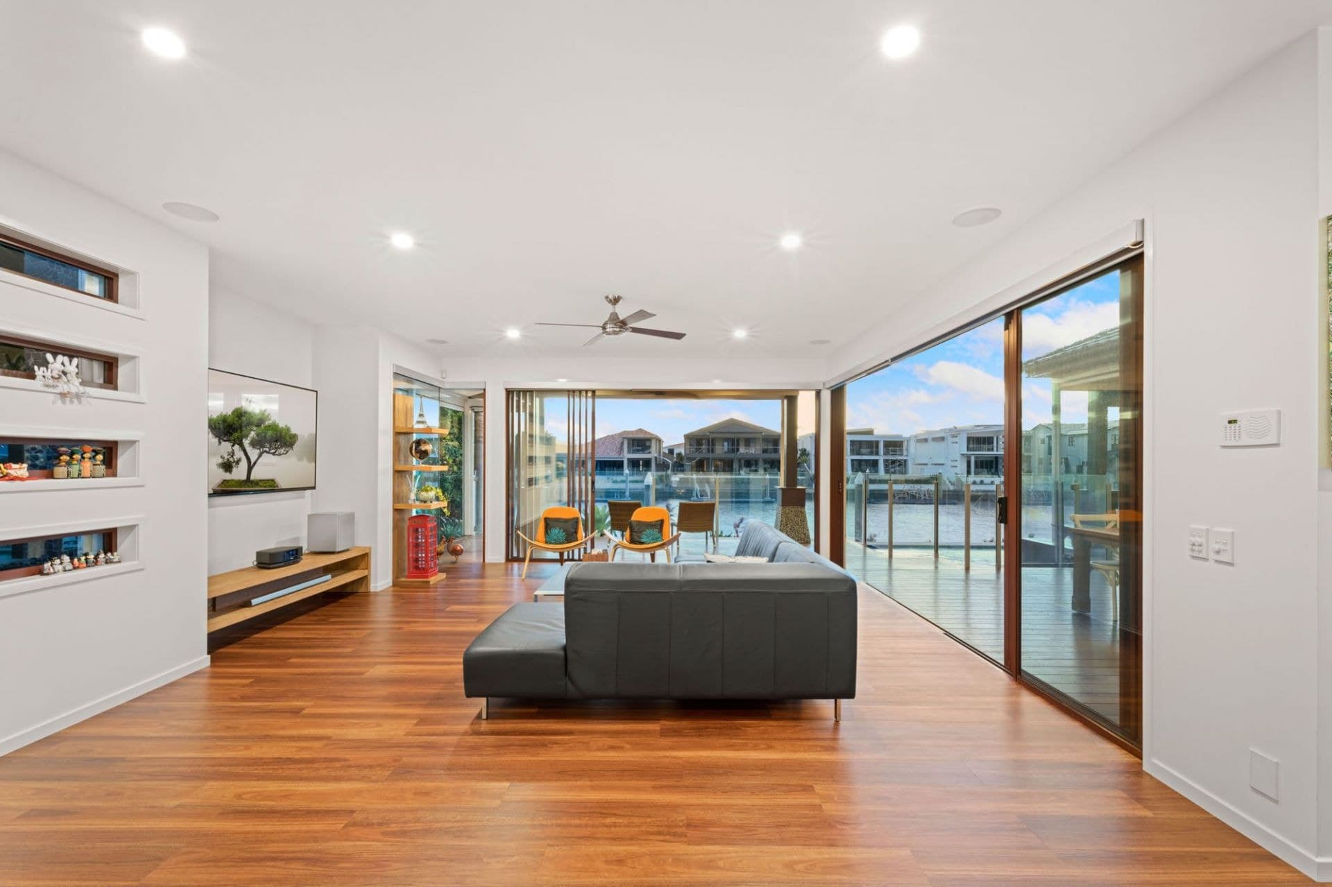 76 Royal Albert Crescent, Sovereign Islands - Thumbnail 8