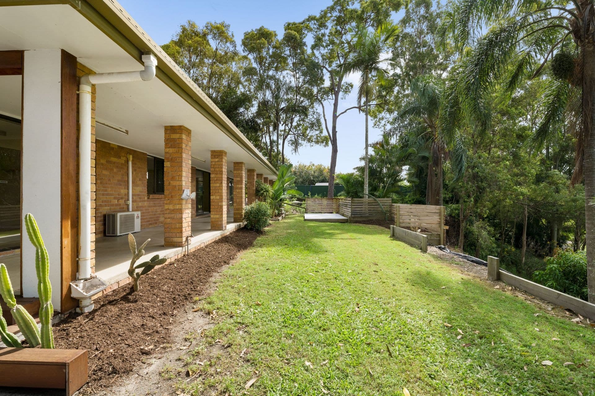 218 Banyula Drive, Gaven - Thumbnail 7