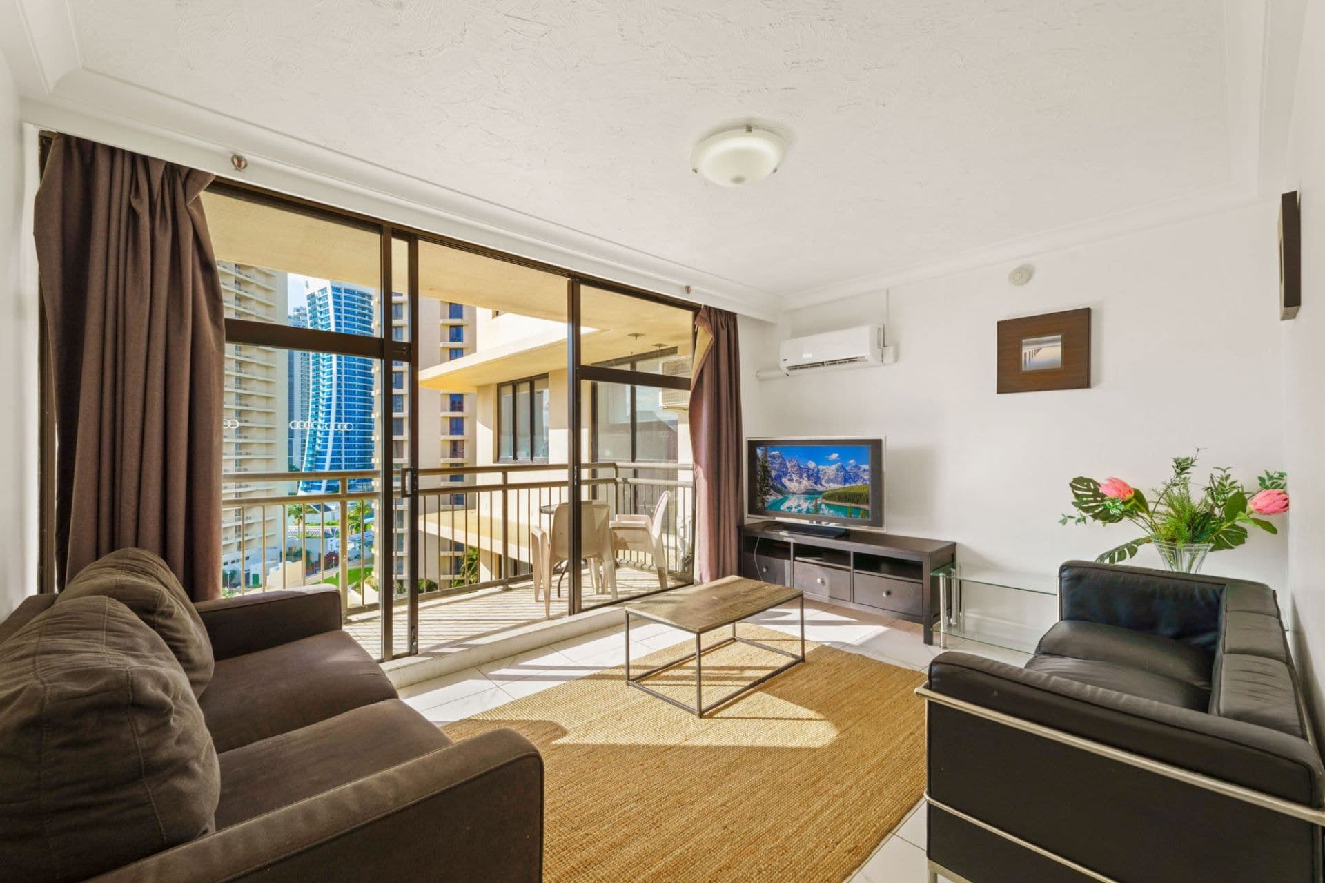 1208/18 Hanlan Street, Surfers Paradise - Thumbnail 4