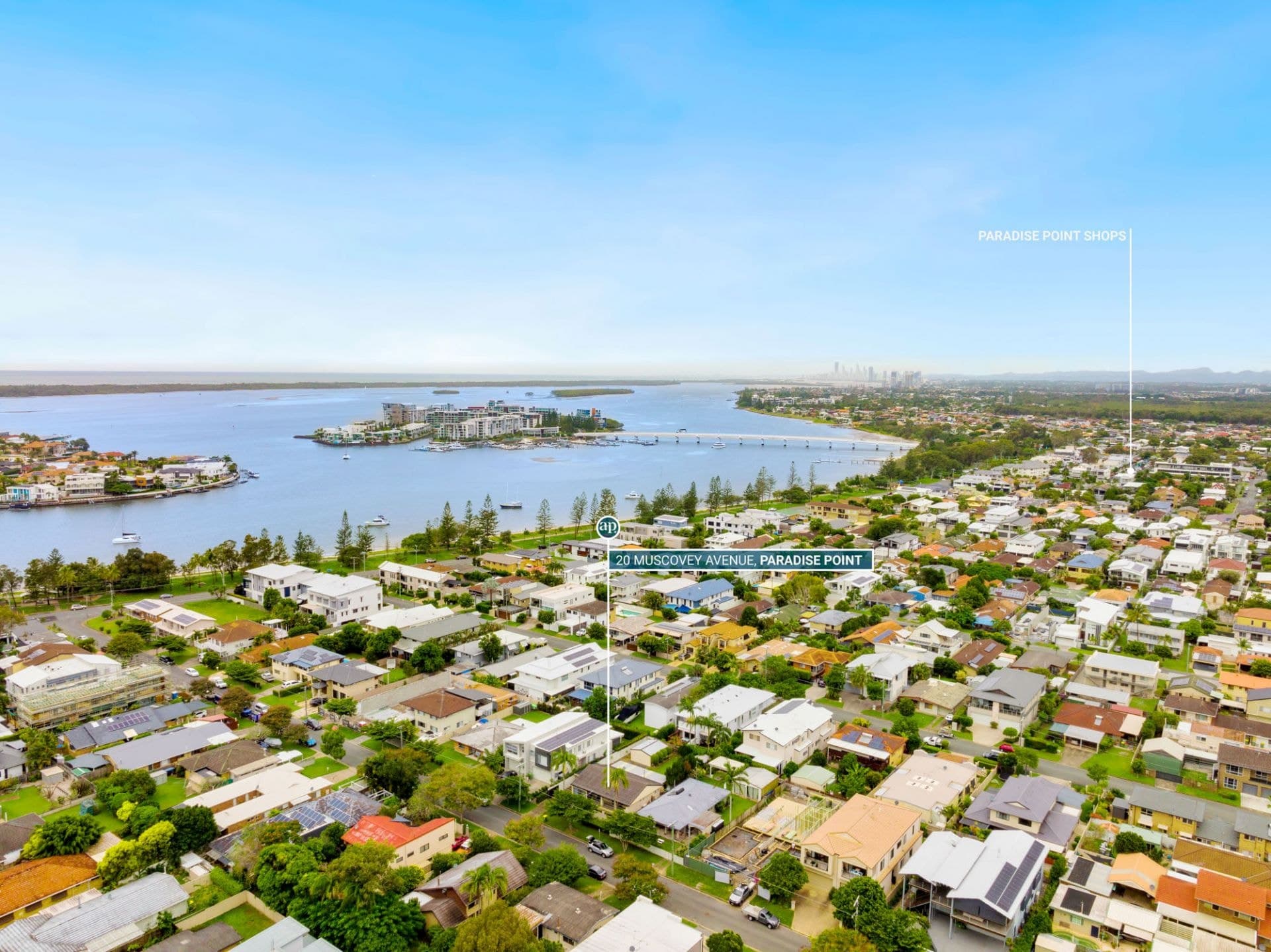 20 Muscovey Avenue, Paradise Point - Thumbnail 2
