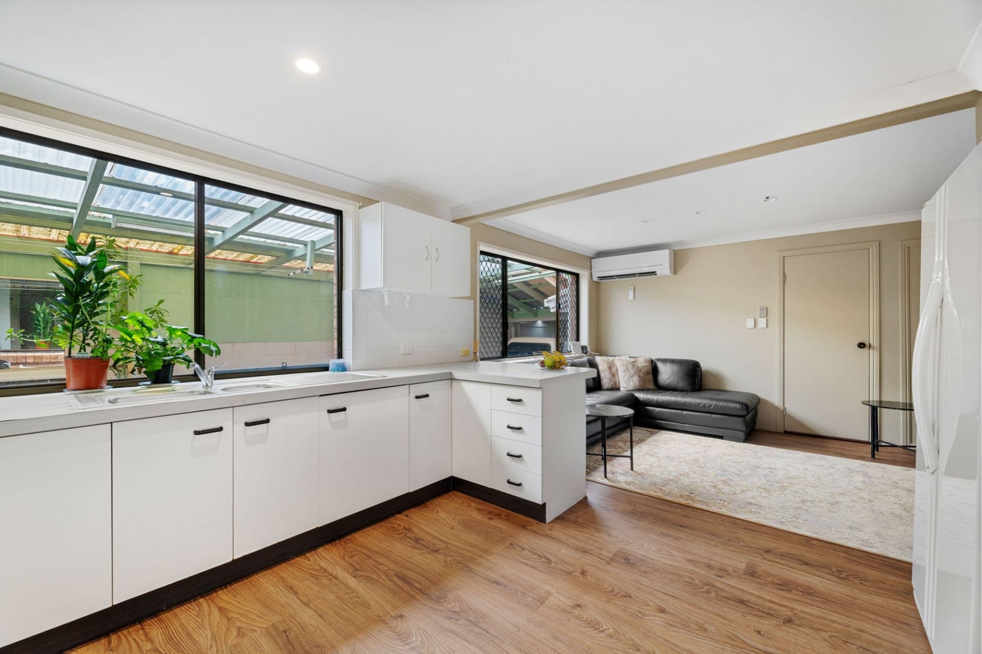 7 Collingwood Court, Arundel - Thumbnail 6