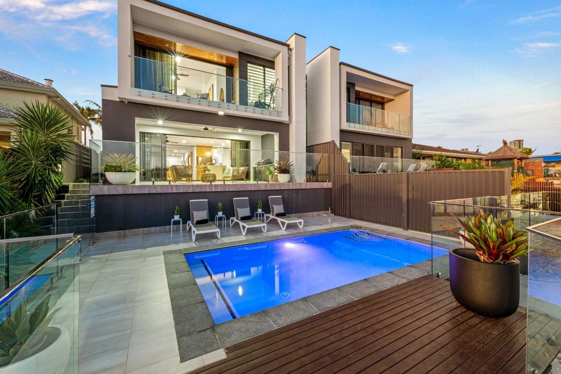 20A Delungra Street, Broadbeach Waters - Thumbnail 2