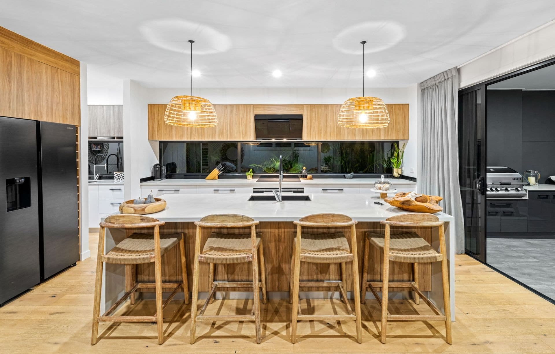 20A Delungra Street, Broadbeach Waters - Thumbnail 6