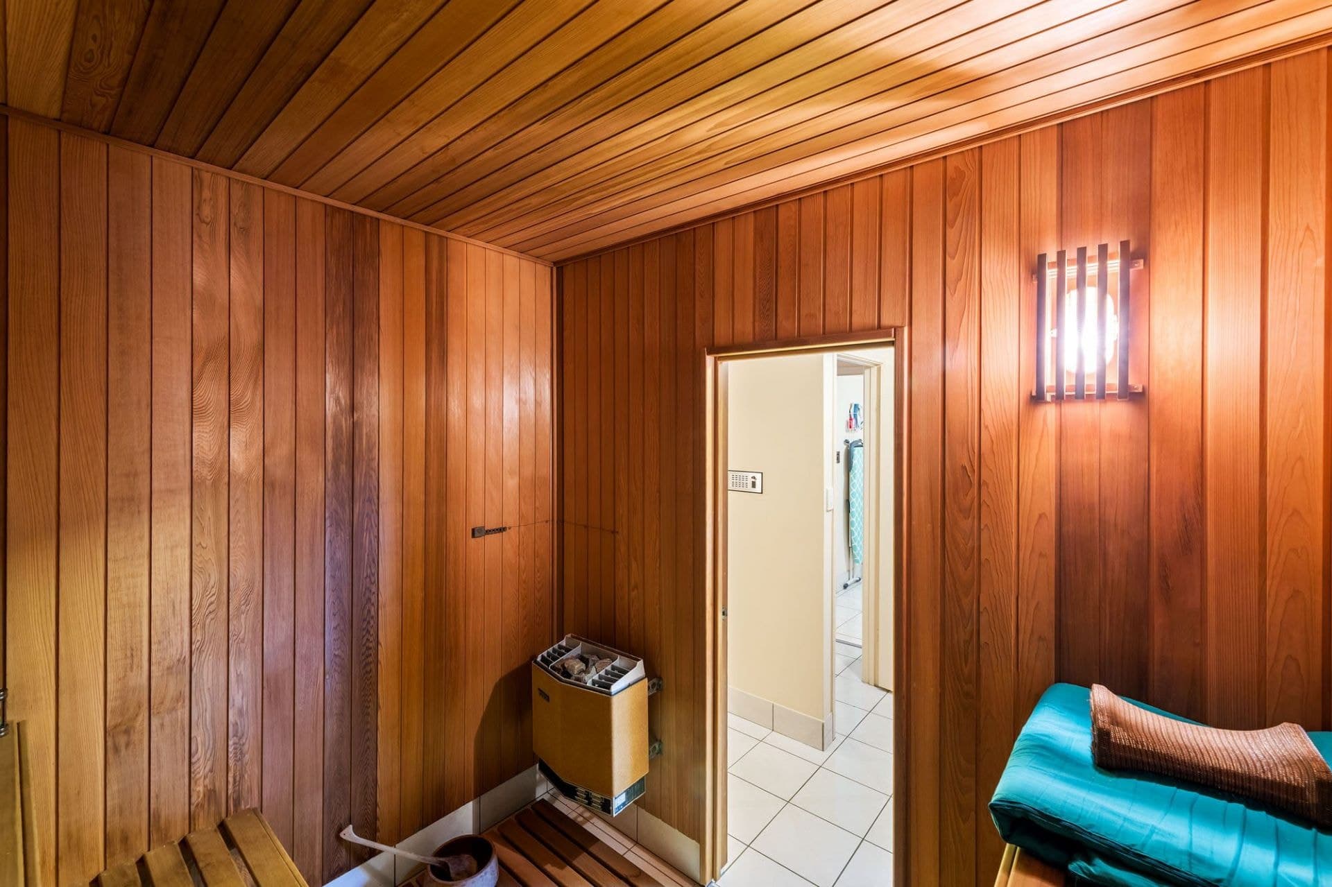 8 Jutland Place, Currumbin Waters - Image 1