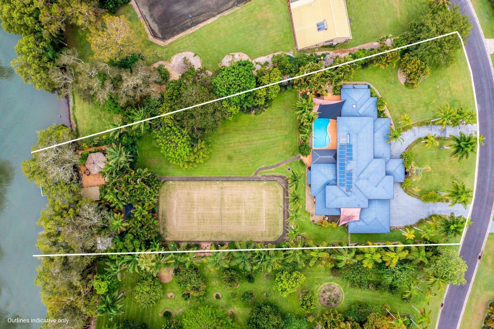 8 Jutland Place, Currumbin Waters - Thumbnail 4
