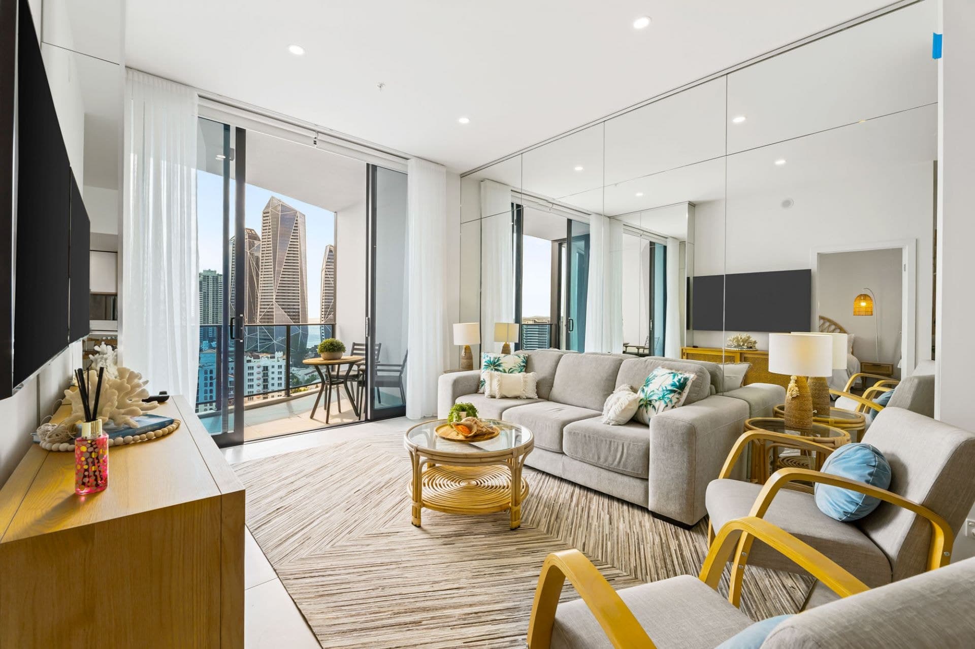 1602/28-30 Second Avenue, Broadbeach - Thumbnail 7
