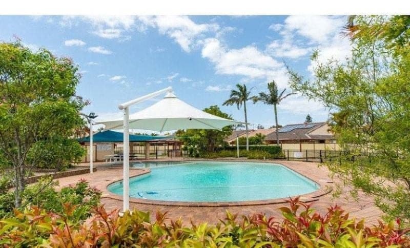 21/128 Benowa Road, Southport - Thumbnail 2