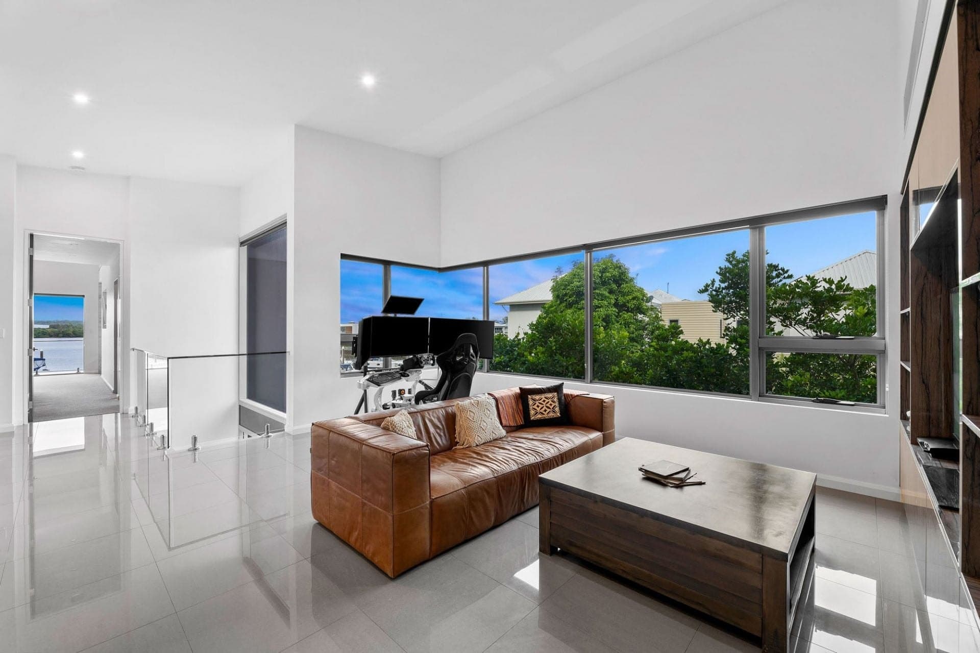 , HELENSVALE, QLD, Helensvale - Image 1