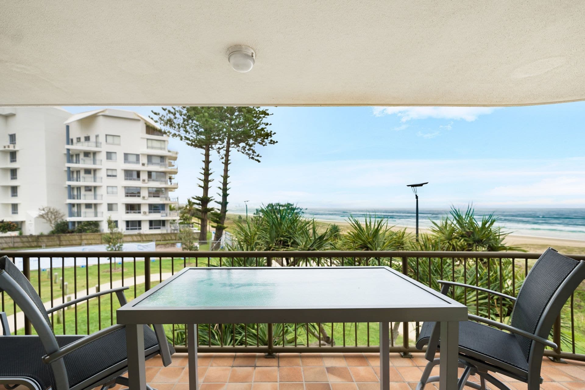 3/2 Surf Street, Bilinga - Image 1