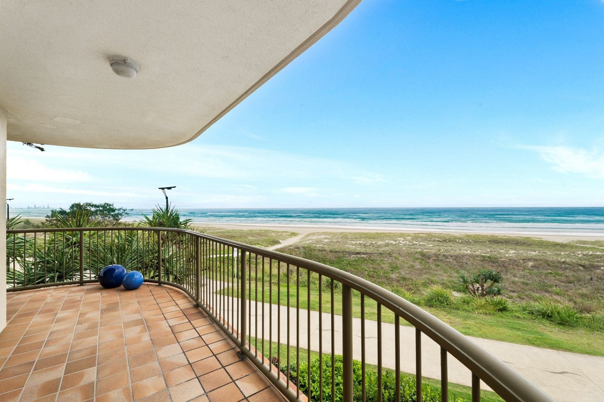 3/2 Surf Street, Bilinga - Thumbnail 2