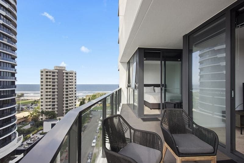 21/14 Elizabeth Avenue, Broadbeach - Thumbnail 2