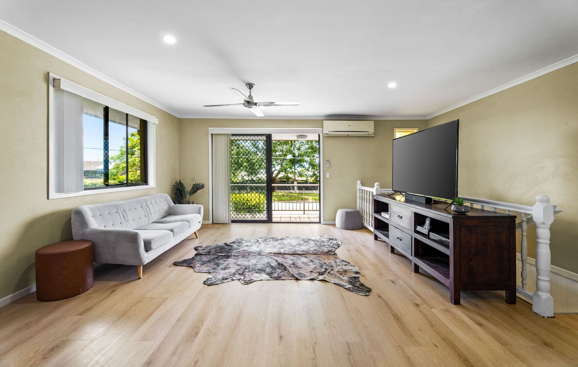 153 Simpsons Road, Elanora - Thumbnail 5
