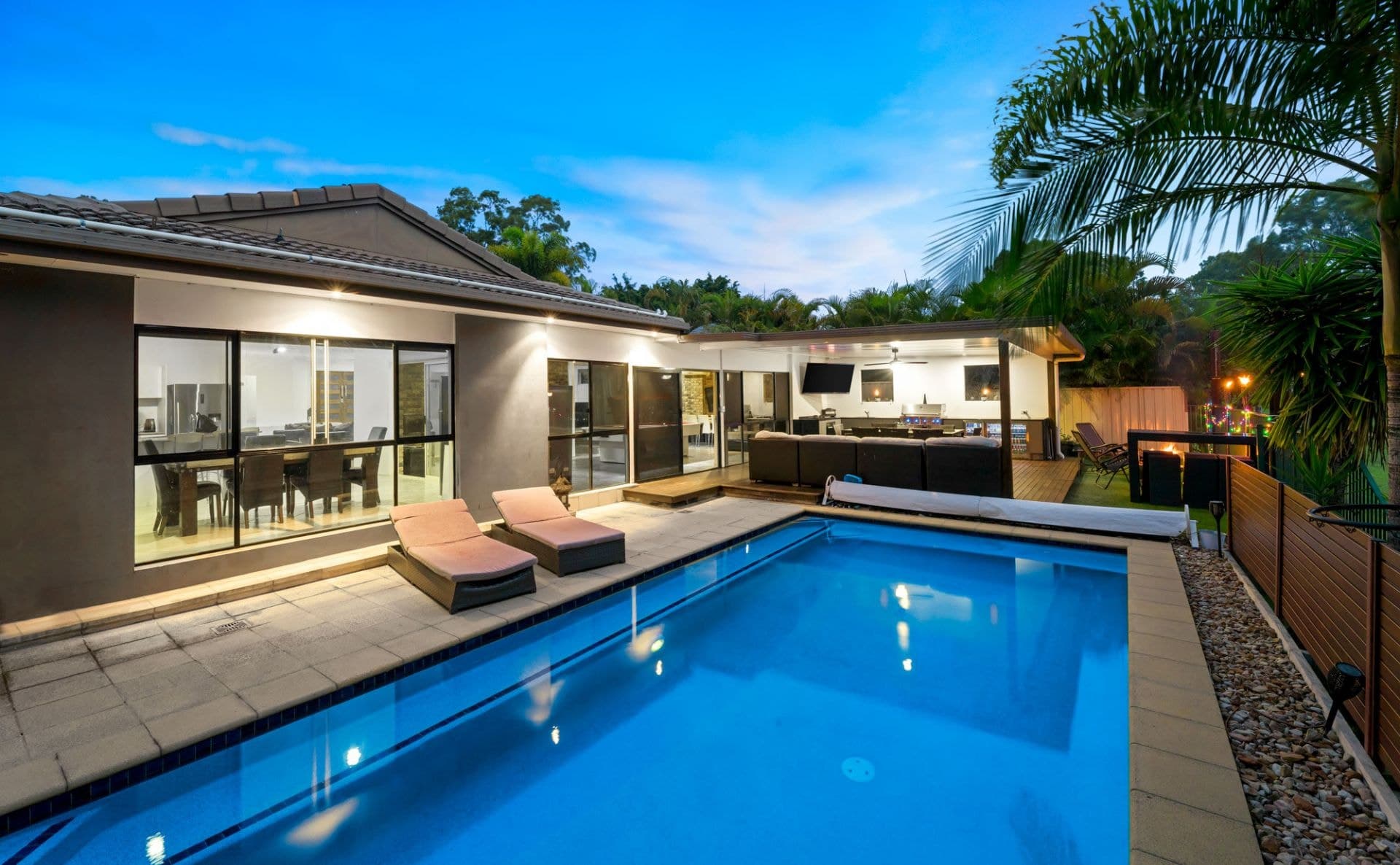 29 Edgeworth Place, Helensvale - Thumbnail 3