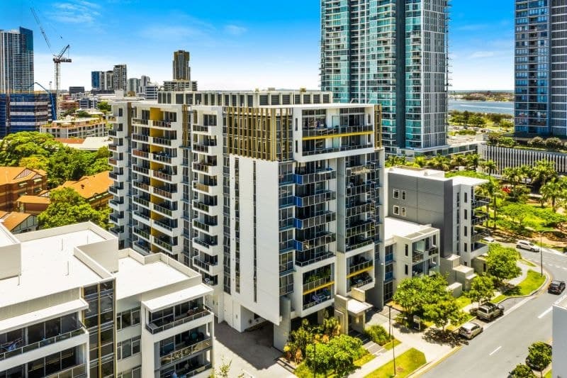 416/6 Aqua Street, Southport - Thumbnail 3