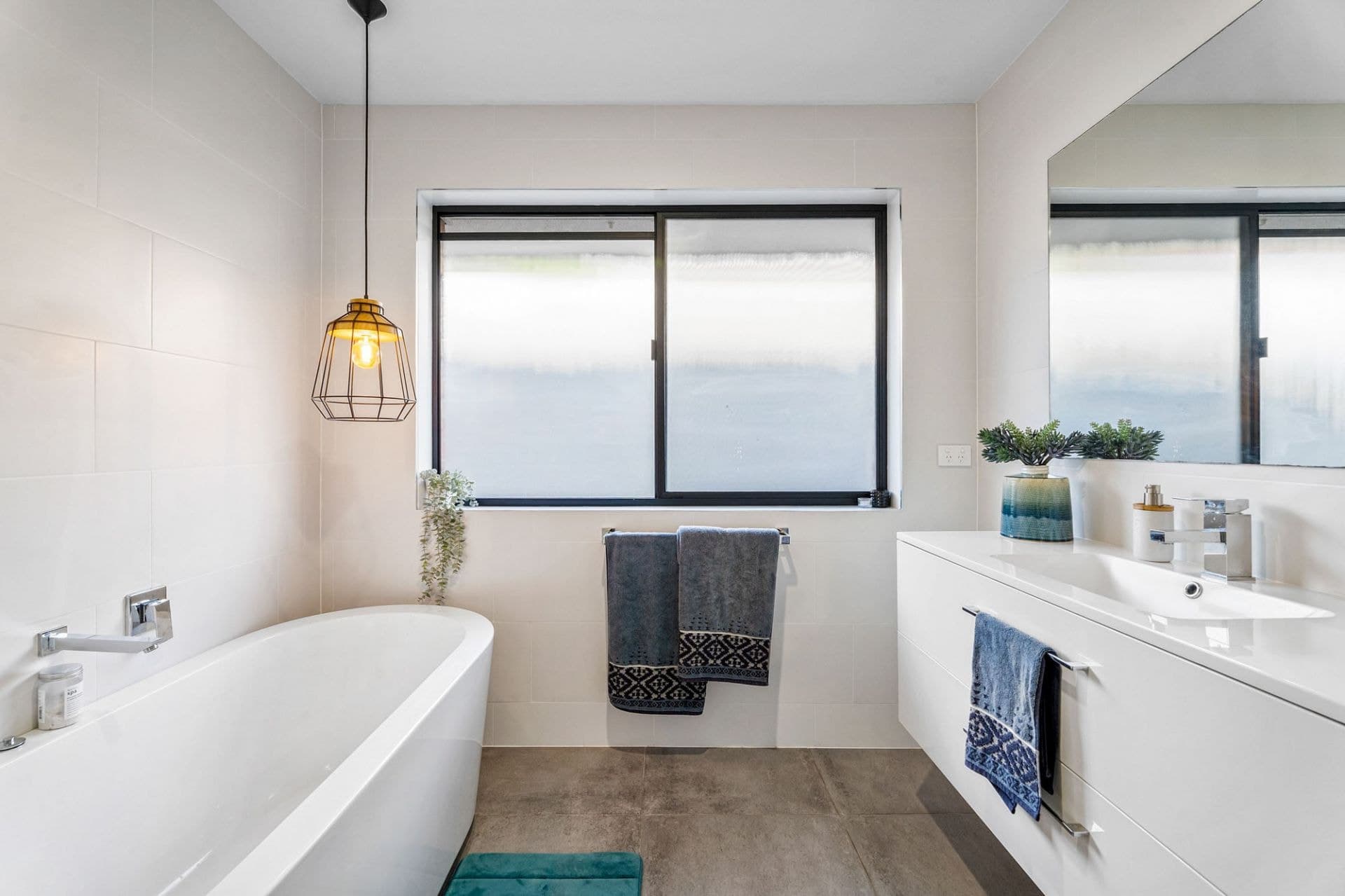 9 Kallaroo Crescent, Ashmore - Thumbnail 6