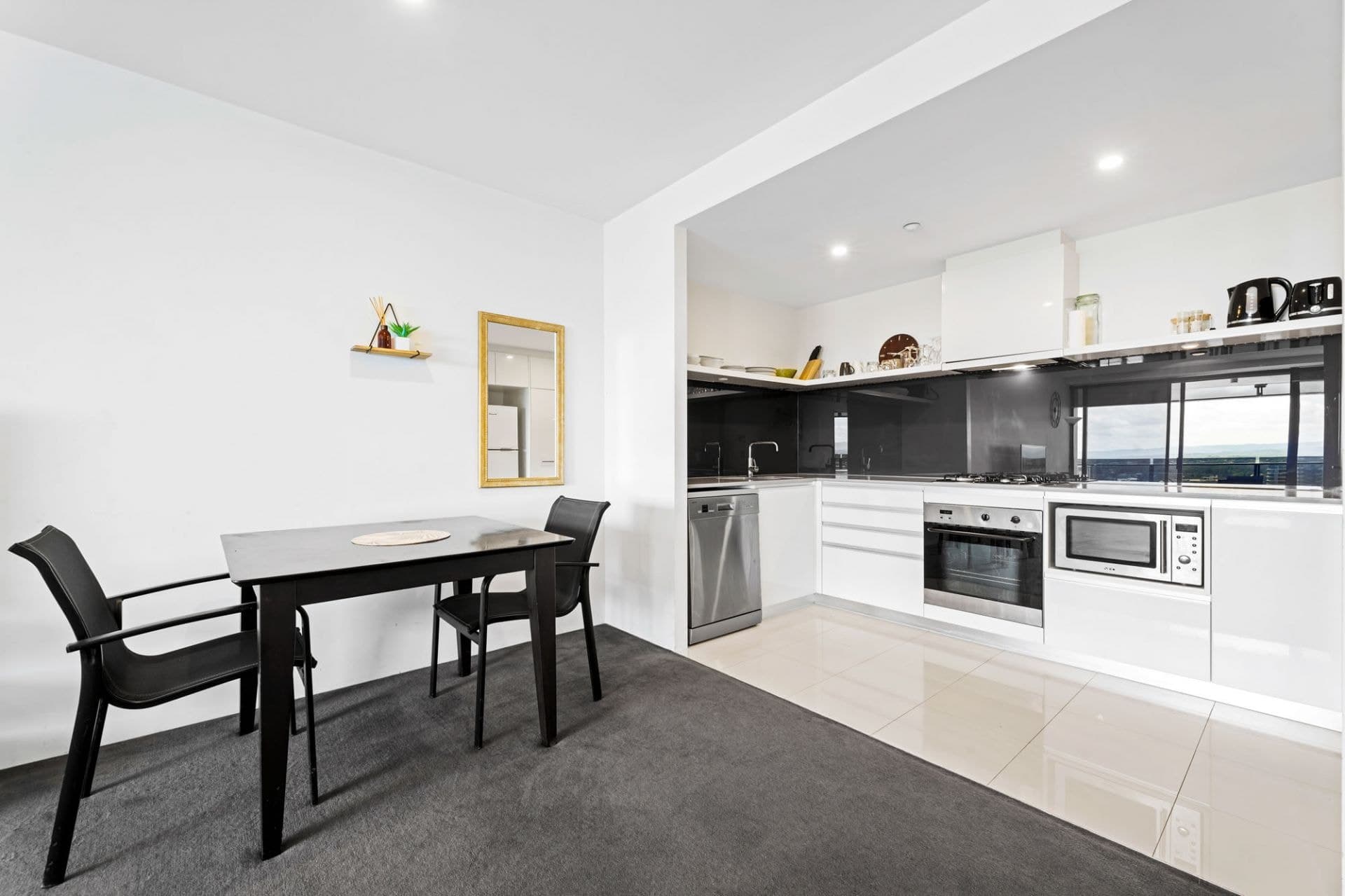 2097/9 Ferny Avenue, Surfers Paradise - Thumbnail 6