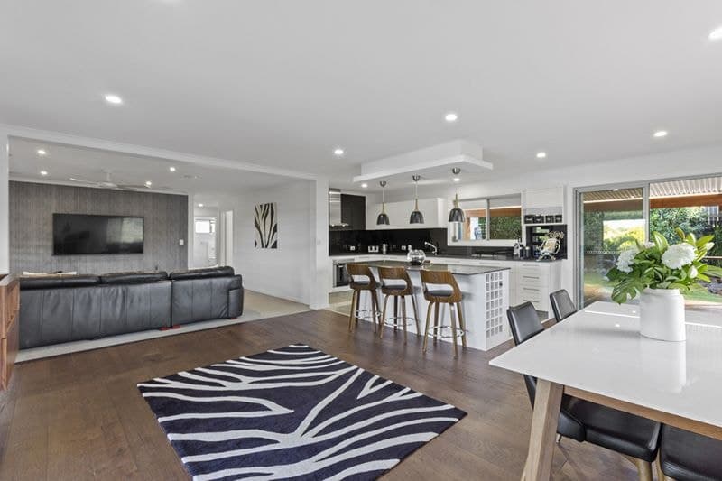 44 Yangoora Crescent, Ashmore - Thumbnail 5