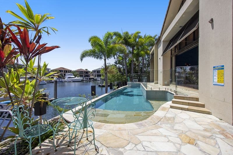 9 Queen Guineveres Place, Sovereign Islands - Thumbnail 6