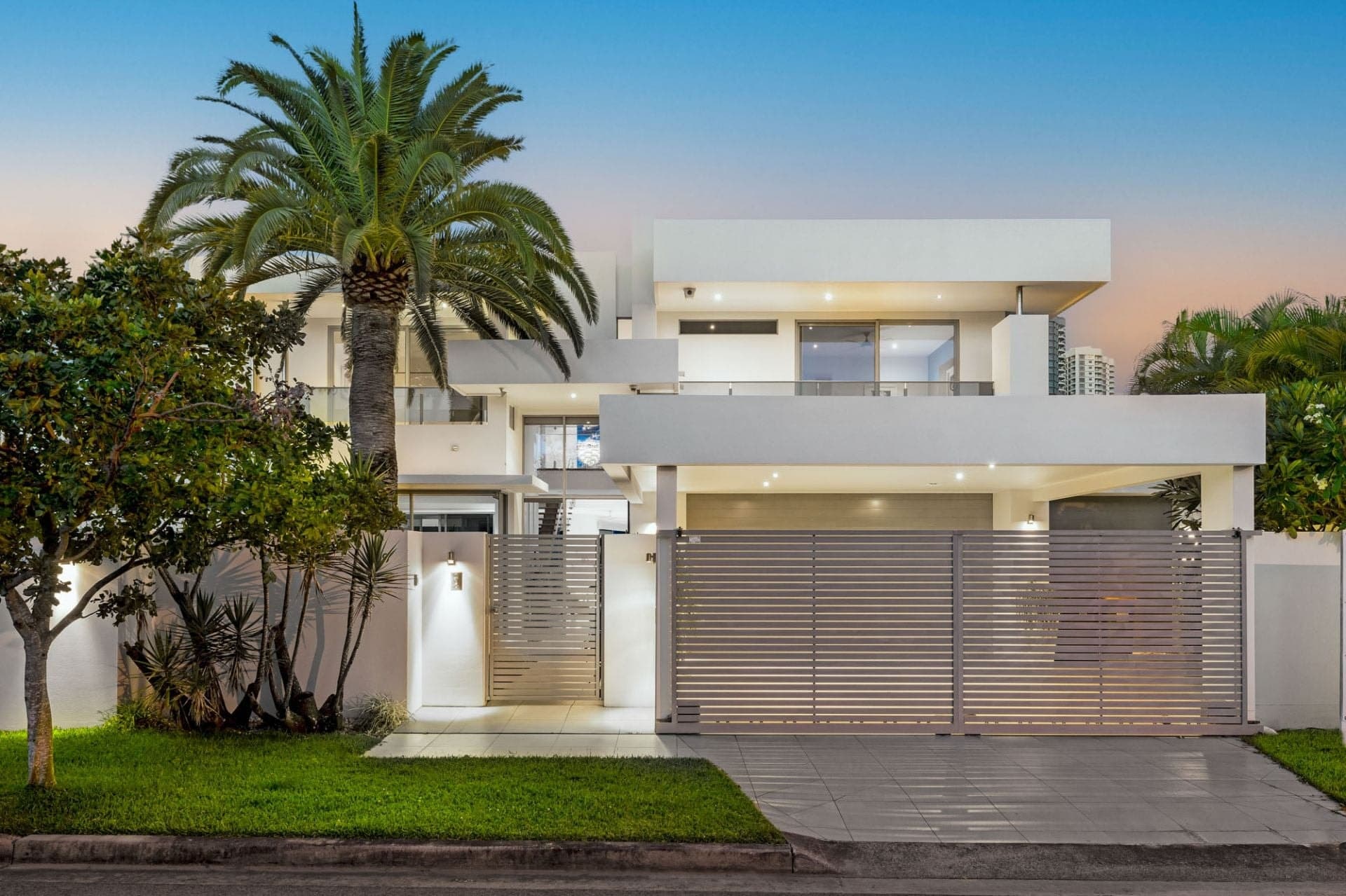 19 Midshipman Court, Paradise Waters - Thumbnail 3
