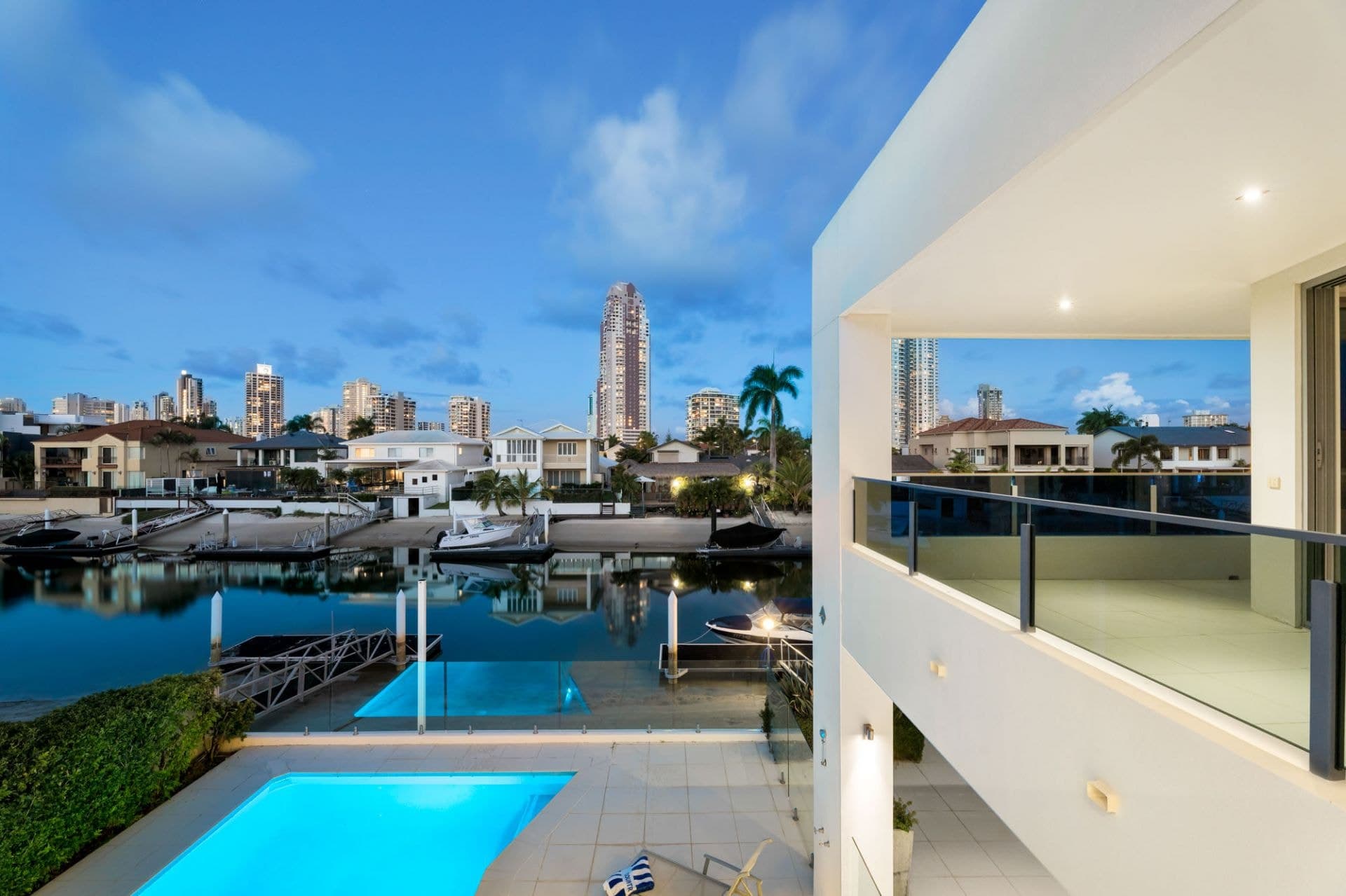 19 Midshipman Court, Paradise Waters - Thumbnail 7