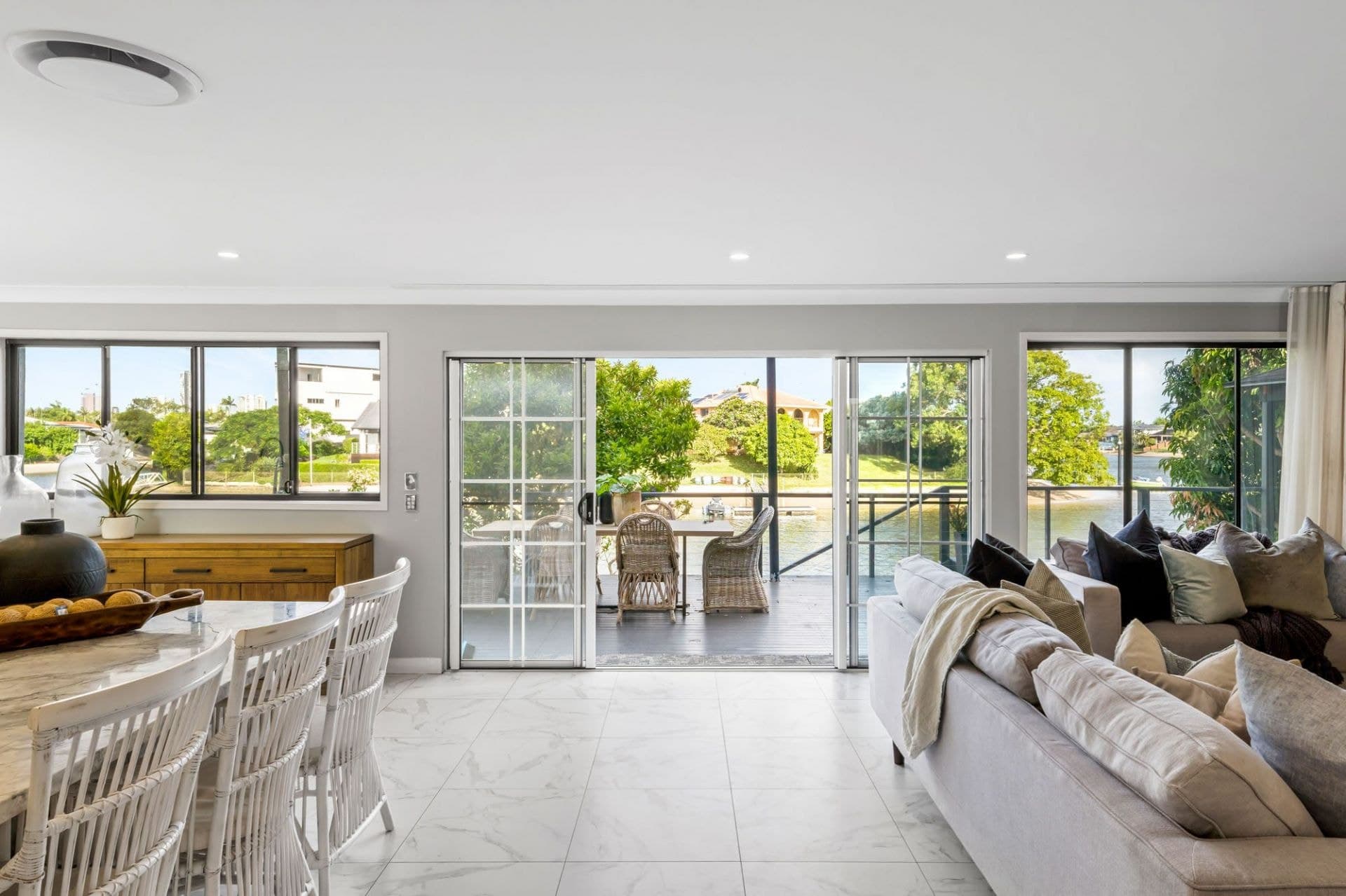 21 Yunga Court, Broadbeach Waters - Thumbnail 6