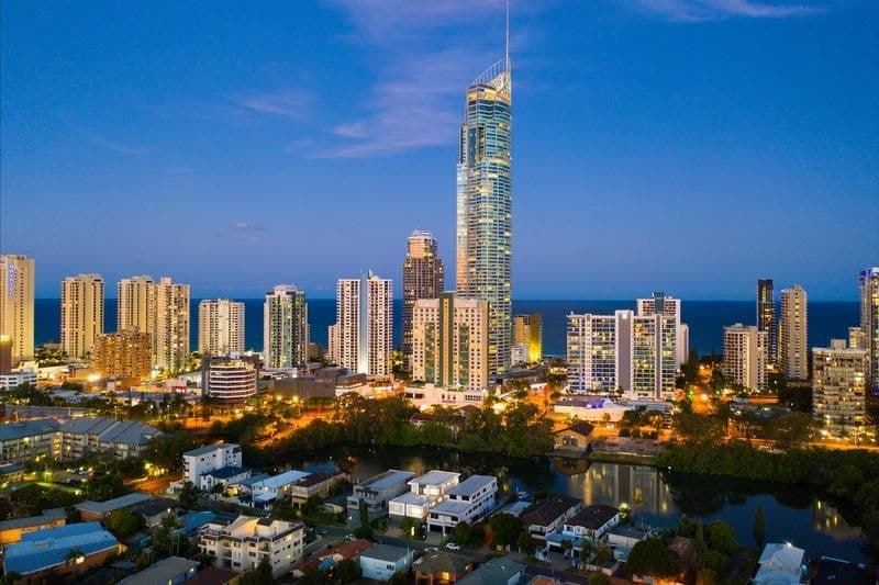 49A Paradise Island, Surfers Paradise - Thumbnail 3