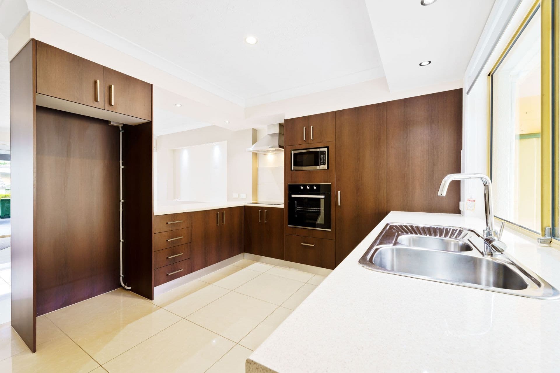 43/469 Pine Ridge Road, Runaway Bay - Thumbnail 7