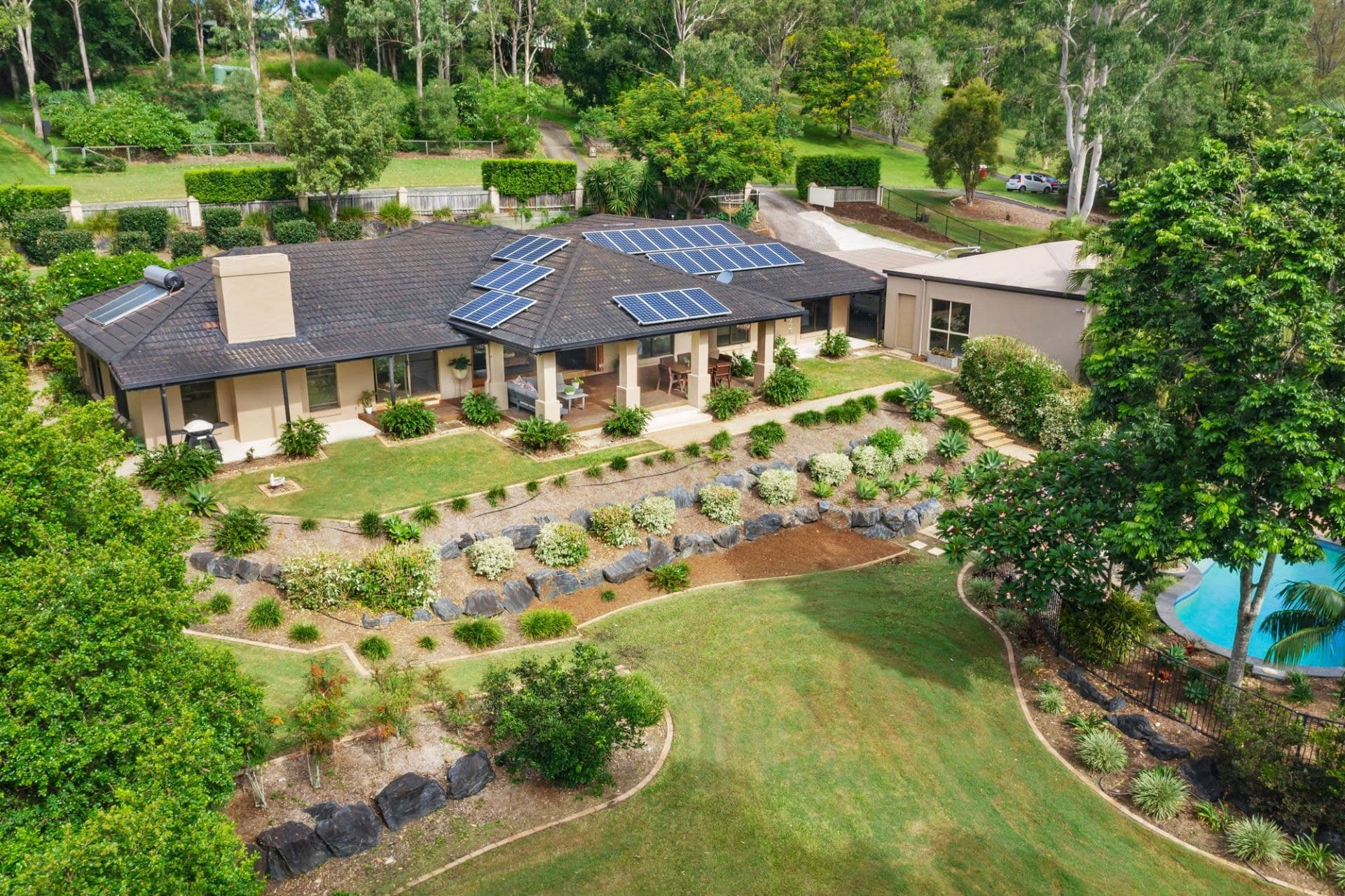 33 Ruth Terrace, Oxenford - Thumbnail 2