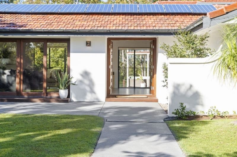 59 Hillview Parade, Ashmore - Thumbnail 4