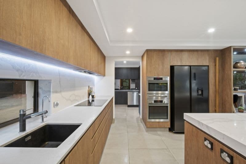 59 Hillview Parade, Ashmore - Thumbnail 8