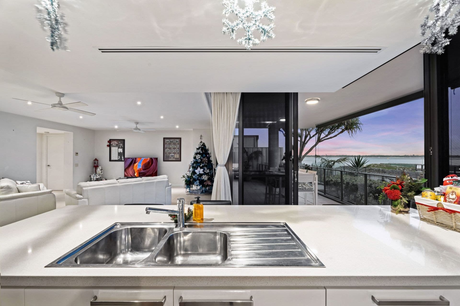 7108/323 Bayview Street, Hollywell - Thumbnail 3