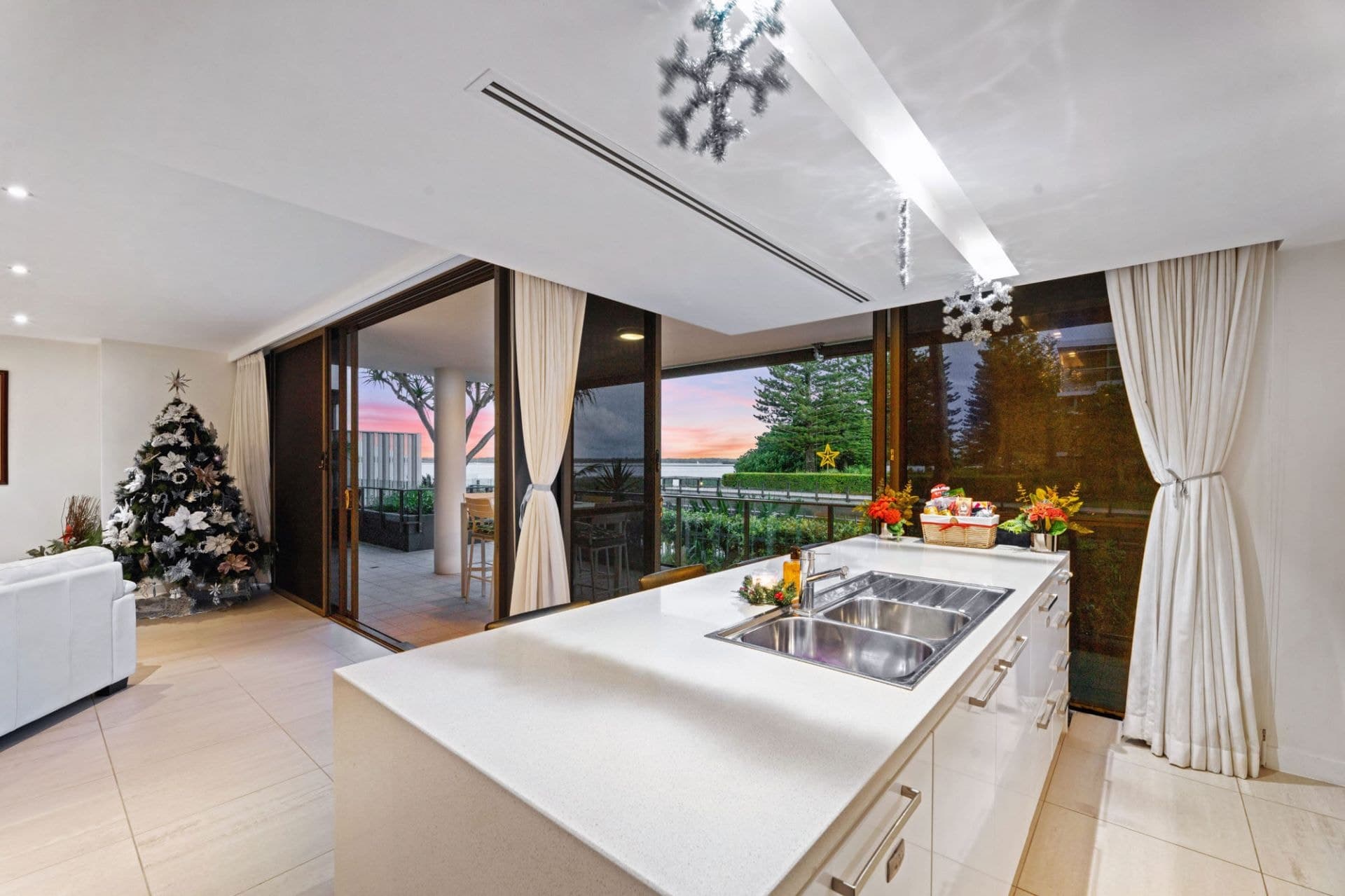 7108/323 Bayview Street, Hollywell - Thumbnail 4