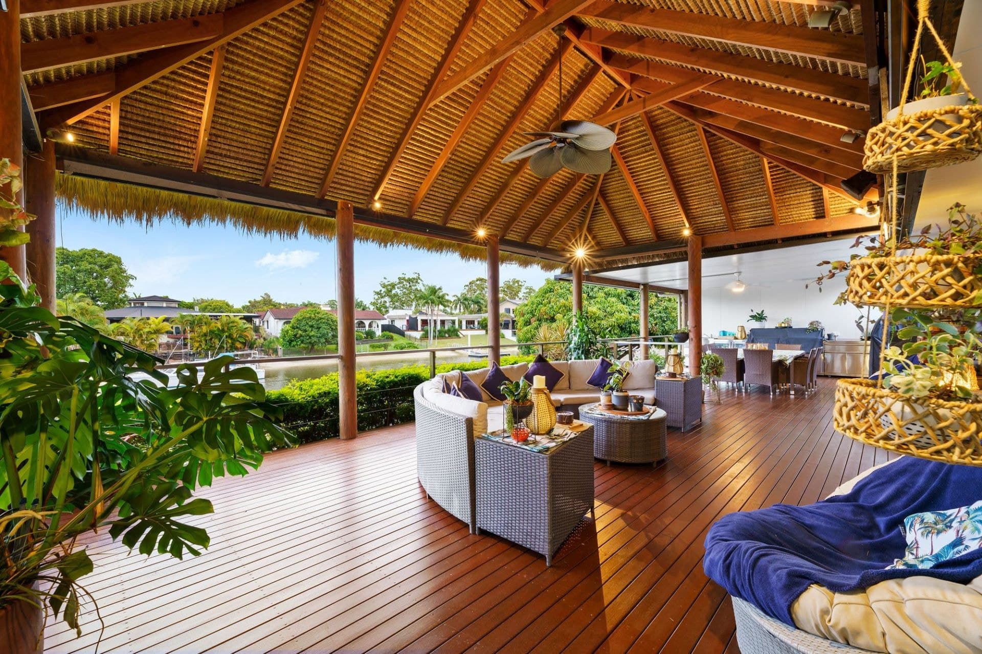 14 Namatjira Court, Broadbeach Waters - Thumbnail 3