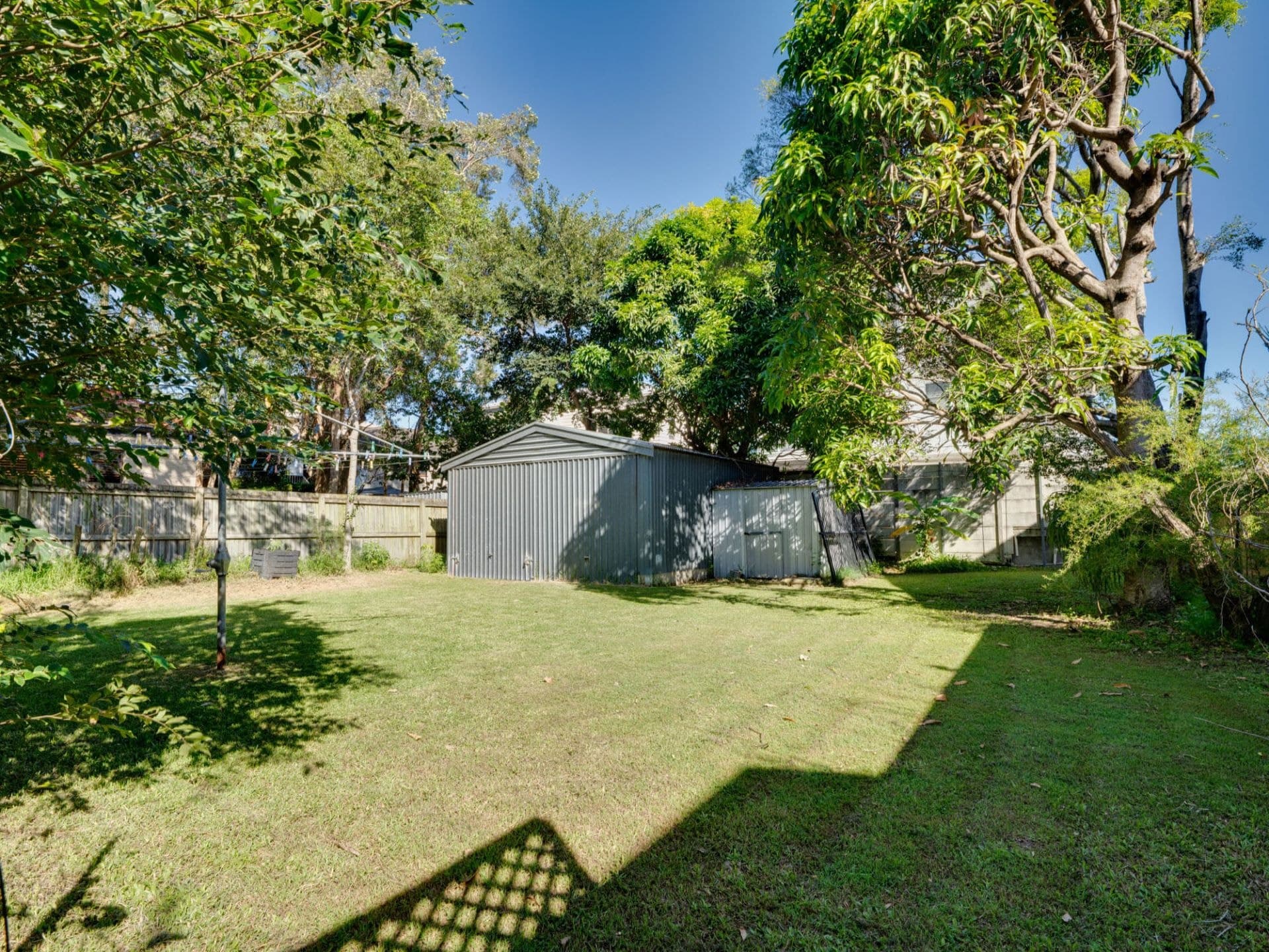 12 Milton Avenue, Paradise Point - Image 1