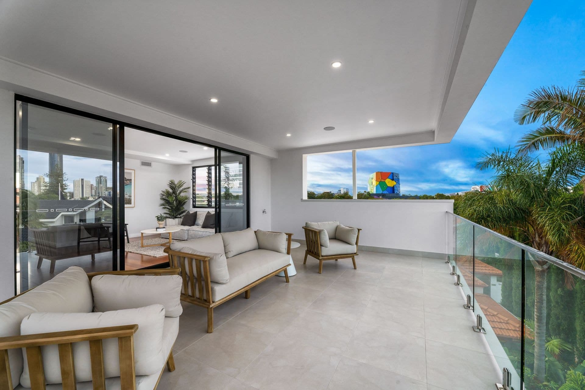 72 The Promenade, Isle Of Capri - Image 1