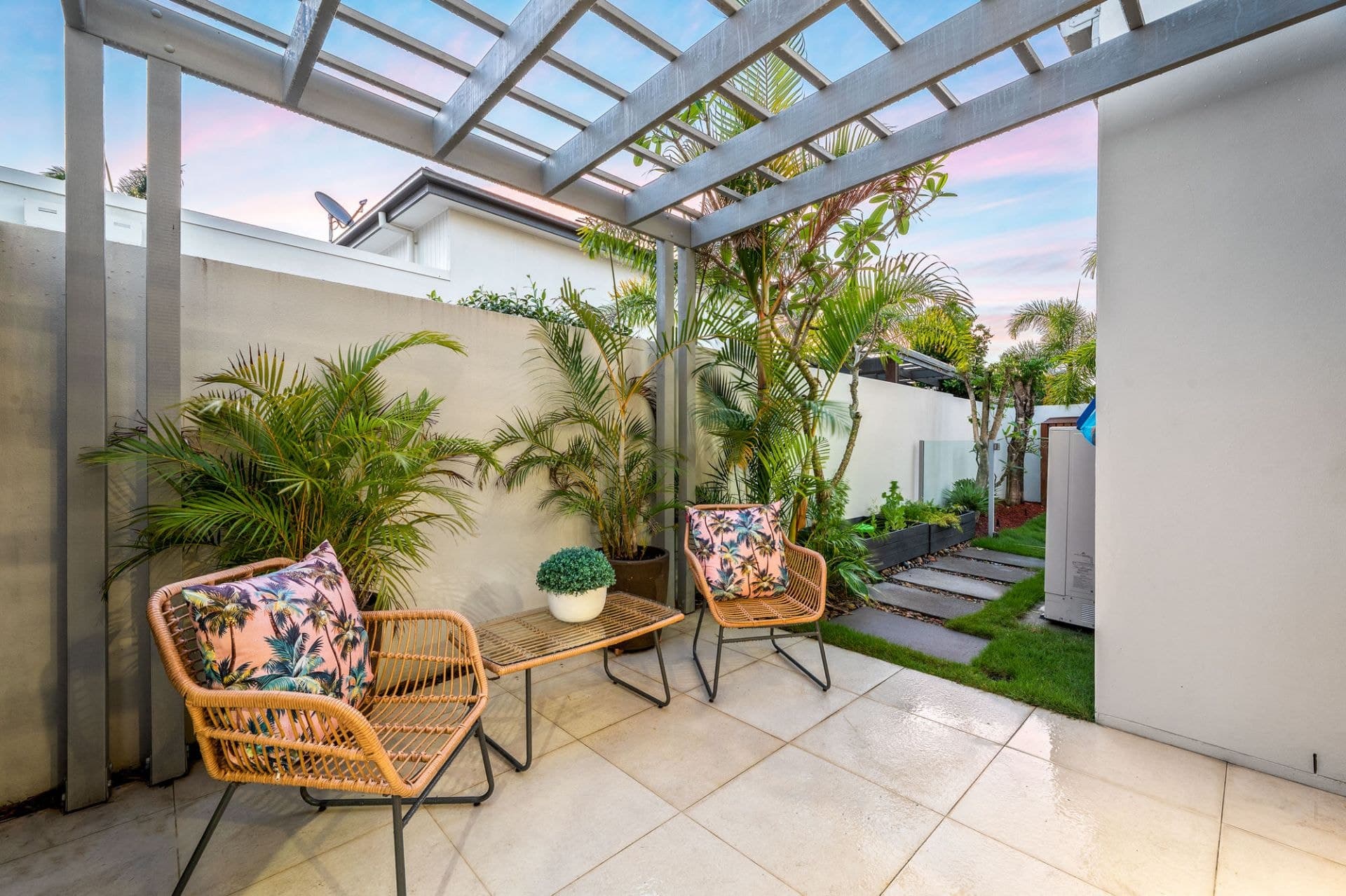 7696 Fairway Boulevard, Hope Island - Thumbnail 6