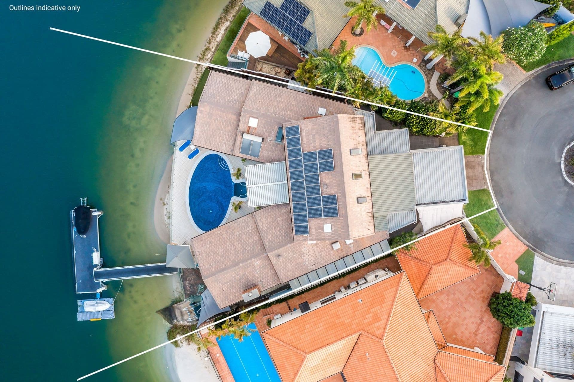 23 Neptune Court, Paradise Waters - Image 1