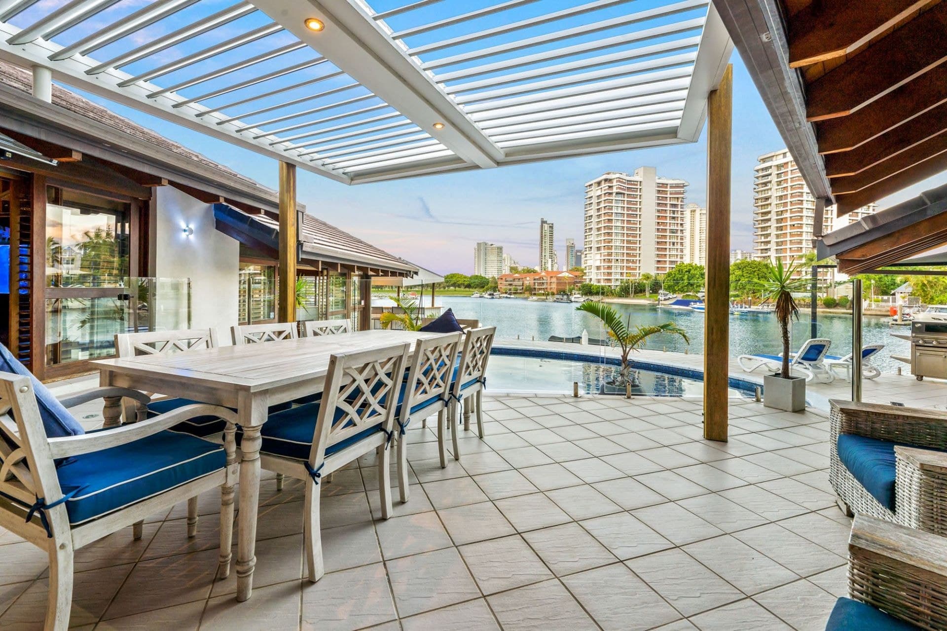 23 Neptune Court, Paradise Waters - Thumbnail 6